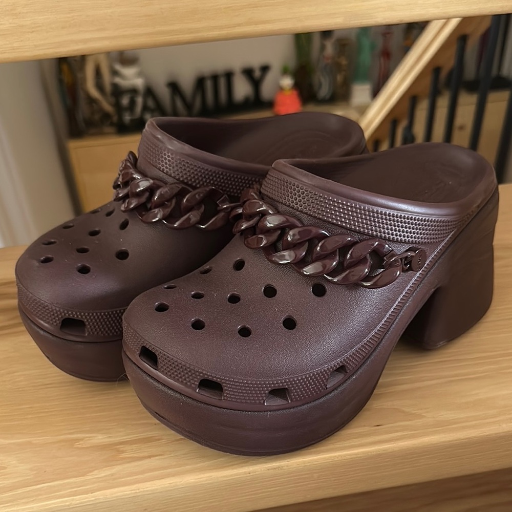 Crocs Platform Siren Chain Clog 'Dark Cherry' 209018-6WD